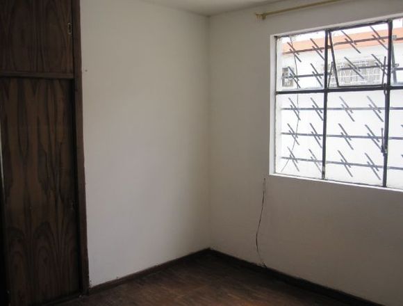DEPARTAMENTO DE ARRIENDO EN LA KENNEDY, QUITO en Quito (Cantón)