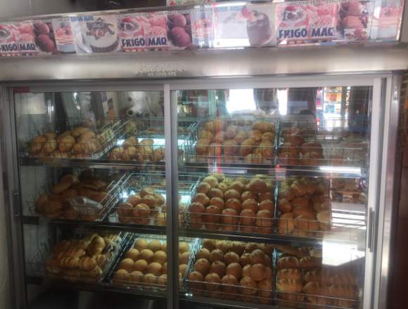 Panaderia con equipos de trabajo en Quito (Cantón)