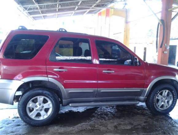ford escape 4x4,2005,a\c,power,vidrios