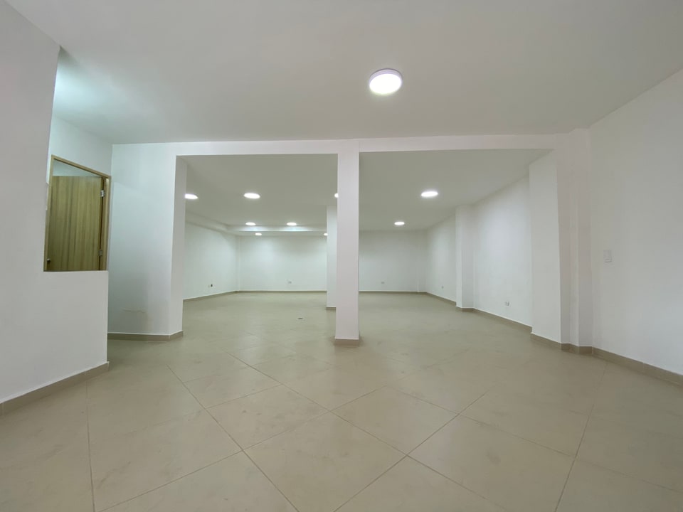 SE ARRIENDA LOCAL EN ZONA CENTRO ENVIGADO en Envigado (Municipio)