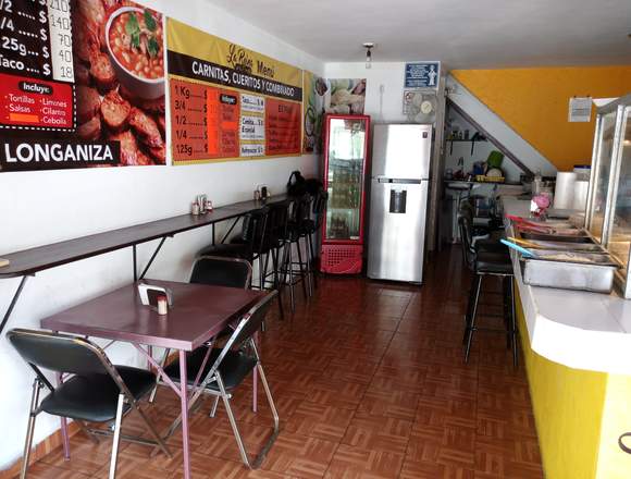 Traspaso local de carnitas y antojitos mexicanos