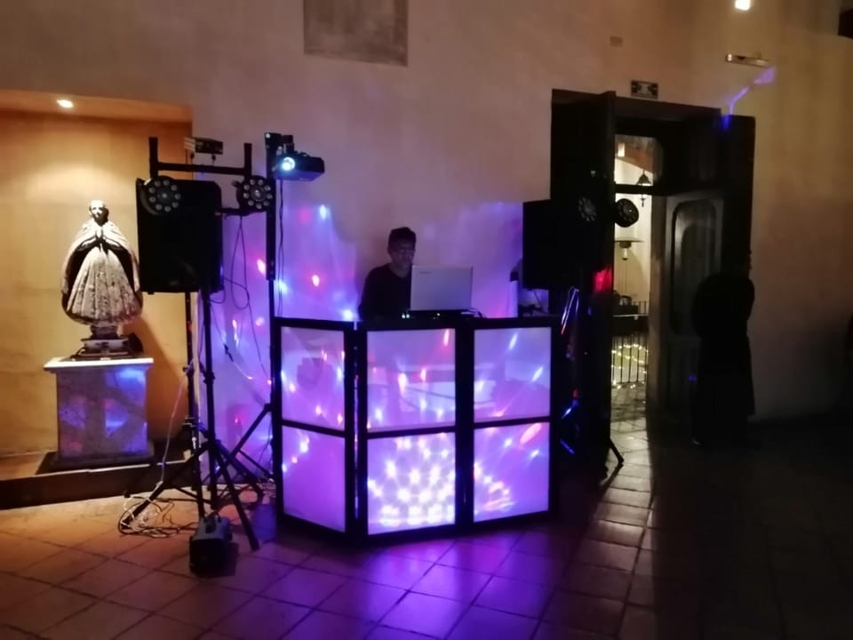 DJ en Puebla / Graduaciones y Eventos