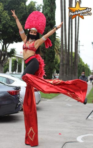 Zanqueros , Cabezones, Bailarinas / Show en Puebla