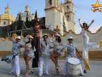 Batucada y Zanqueros / Carnaval y Desfiles