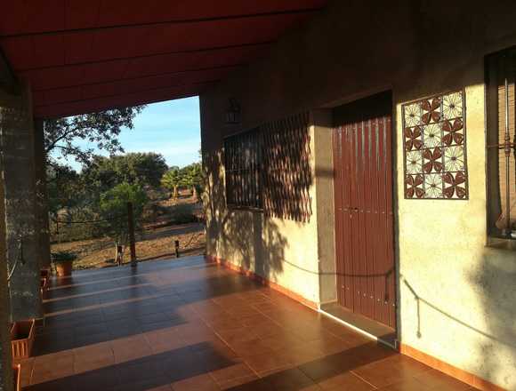 Venta de precioso terreno con casa de recreo en Badajoz (Municipio)