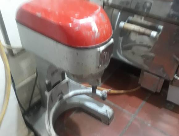 se vende equipo de panadería en Toca (Municipio)