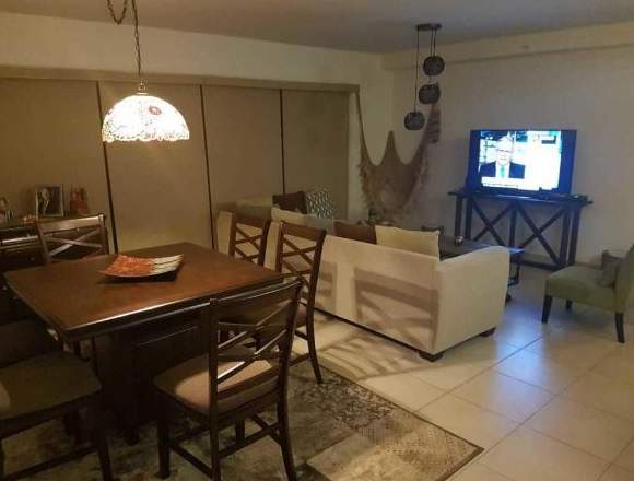 19-1129 AF Gran apartamento se vende en Clayton en Panamá (Distrito)