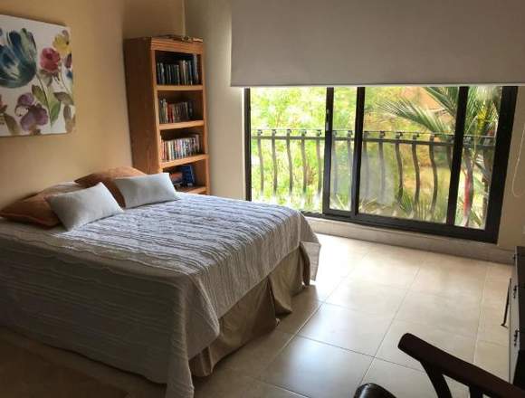 18-1819 AF Casa amoblada se vende Costa del Este en Panamá (Distrito)