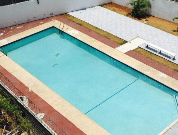 18-3049 AF En venta céntrico apto. en Vía España en Panamá (Distrito)