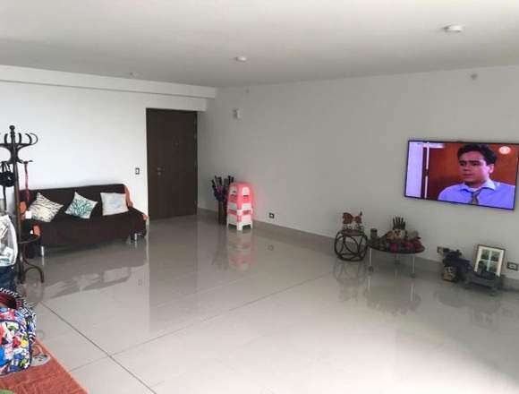 18-3095 AF Espléndido apto. venta Costa del Este en Panamá (Distrito)