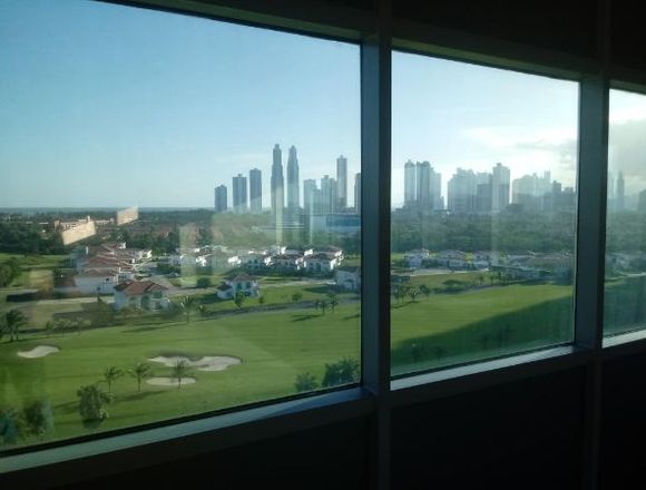 18-8502 AF A la venta gran oficina en Santa María en Panamá (Distrito)