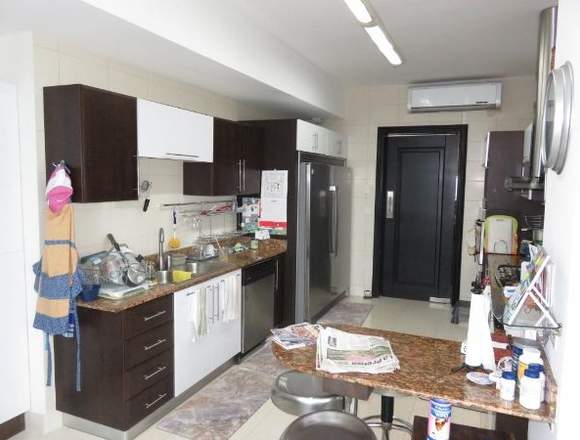 19-6157 AF Hermoso apto. se vende Costa del Este en Panamá (Distrito)