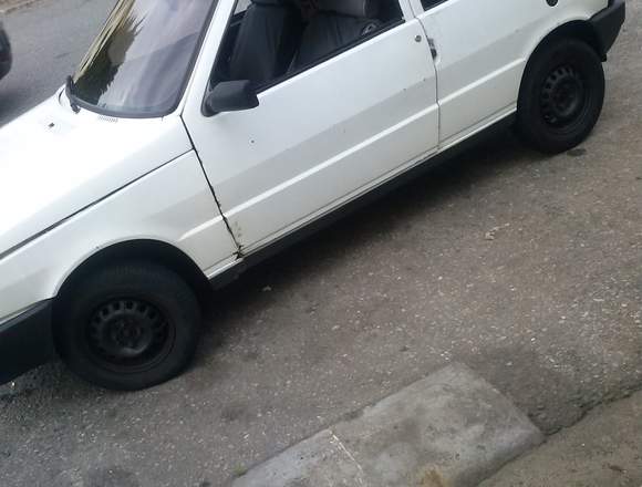 fiat uno en oferta acepto moto en Libertador (Municipio)
