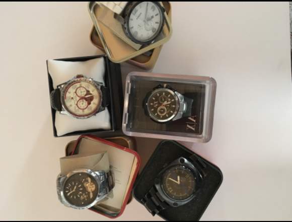 Vendo 5 relojes Originales usados