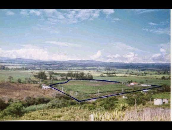 Hermosa finca para la venta en Ibarra (Cantón)