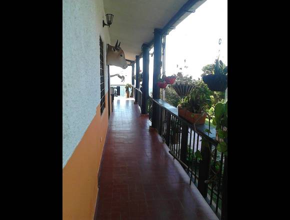 Hermosa Finca Campestre Km 21 en Santiago de Cali (Municipio)