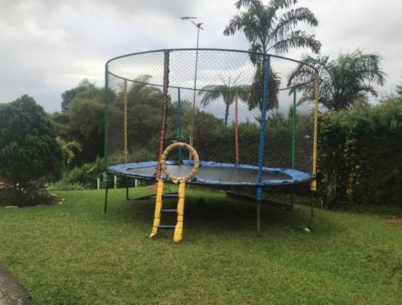 Hermosa Finca Campestre Km 21 en Santiago de Cali (Municipio)