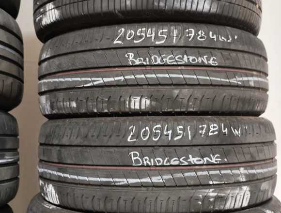 Vendo neumáticos 205/45-17 84W BRIDGESTONE en Madrid (Municipio)