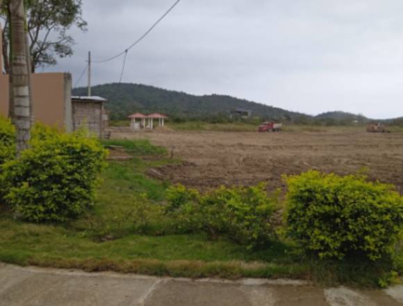 Lindos terrenos a 5 minutos de la paya en Manta en Jipijapa (Cantón)