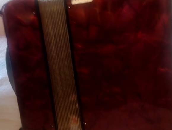 Acordeón Hohner modelo Student VM