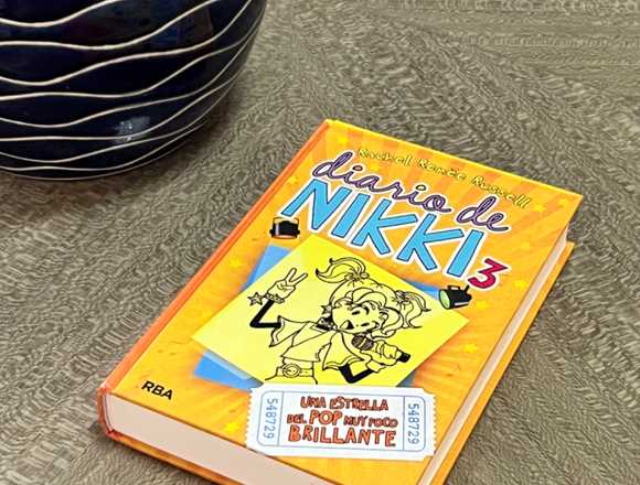 Diario de Nikki 3 una famosa con poco estilo en Santo Domingo de Guzmán (Municipio)