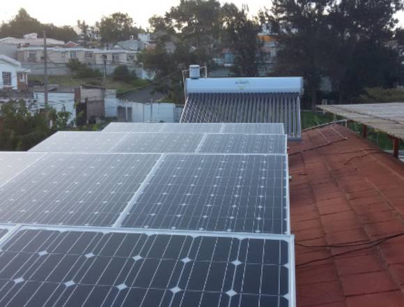Electricista en Instalación de Paneles Solares en San Martín Jilotepeque (Municipio)
