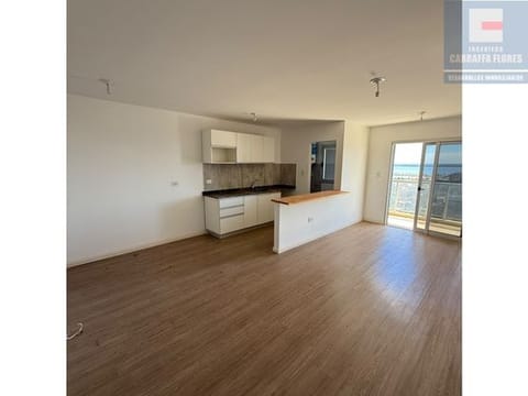 VENTA - DEPARTAMENTO DOS DORMITORIOS / VISTA AL RIO