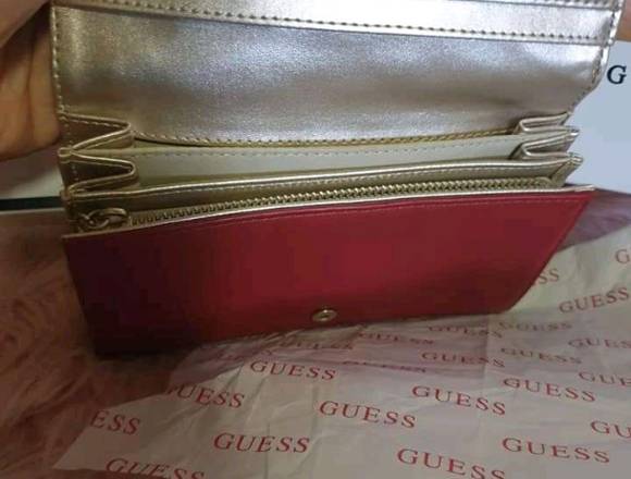 Carteira para Senhora Guess Nova em Oliveira do Bairro (Concelho)
