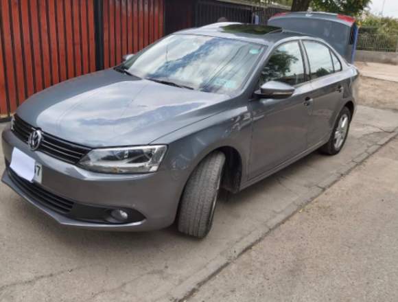 Volkswagen vento 2012 45 mil km en Santiago (Comuna)