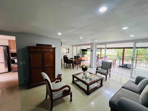 VENDO CASA CIUDAD JARDIN - "SENDERO DEL POLO CLUB" en Santiago de Cali (Municipio)