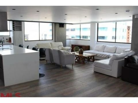 Apartamento en venta en El Poblado, Medellín