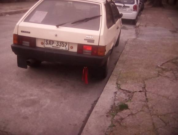 Lada Samara berlina 2 puertas del 1994 en Montevideo (Localidad)