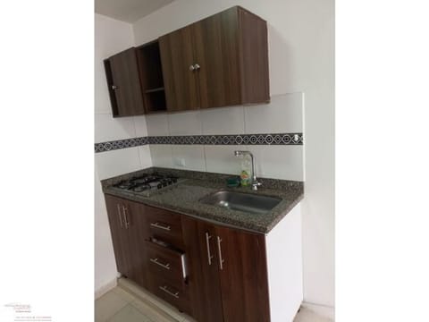 APARTAMENTO EN RENTA - SECTOR CENTRO, CARRERA 3