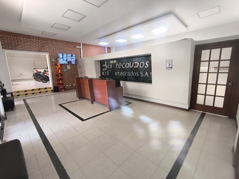 DOS PREDIOS COMERCIALES EN VENTA - SECTOR AV. 30 DE AGOSTO en Pereira (Municipio)