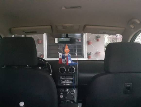 Se vende Nissan Rogue 2011 en Santiago (Distrito)