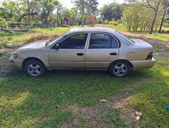 Vendo corolla standar negosiable