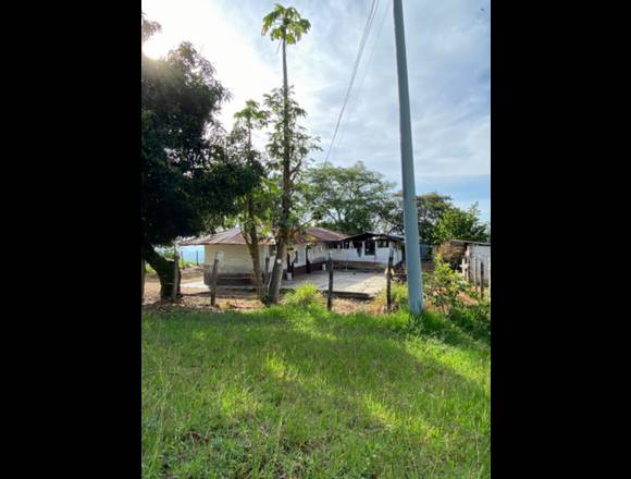SE VENDE HERMOSA FINCA