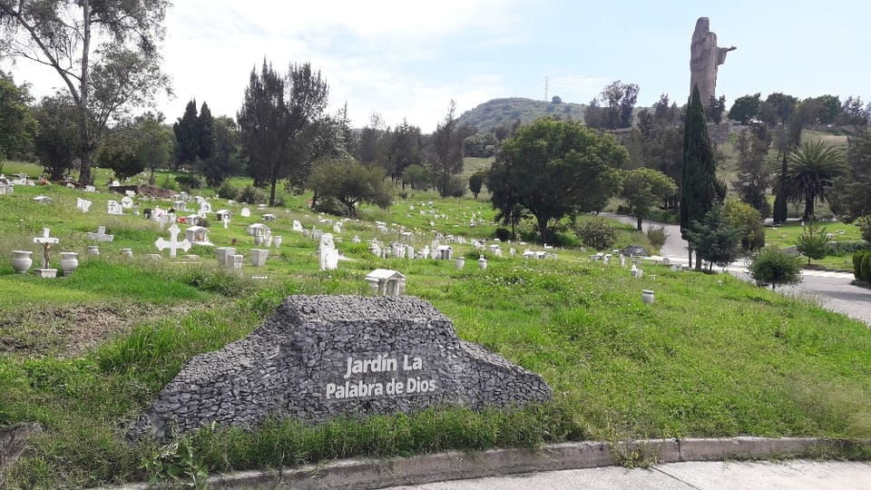 Lote cuádruple jardín Palabra de Dios Jardines del Recuerdo en Tlalnepantla de Baz (Municipio)