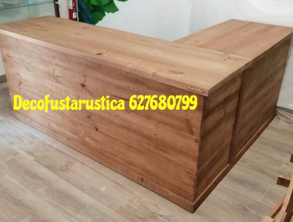 Muebles mostradores y vitrinas para panaderías.