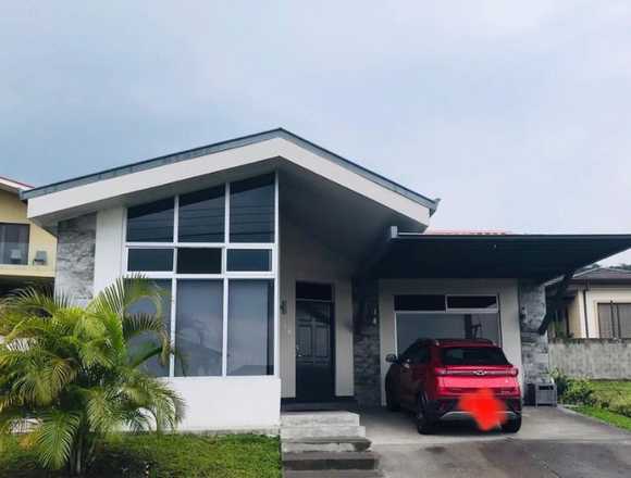 Venta Casa La Guacima 24-1543 en Alajuela (Cantón)