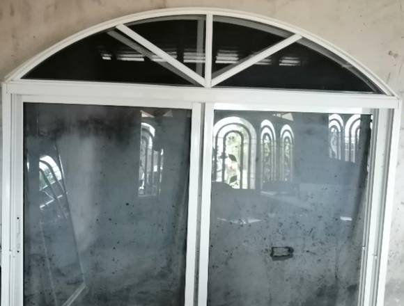 Ventanas francesa de aluminio en Panamá (Distrito)