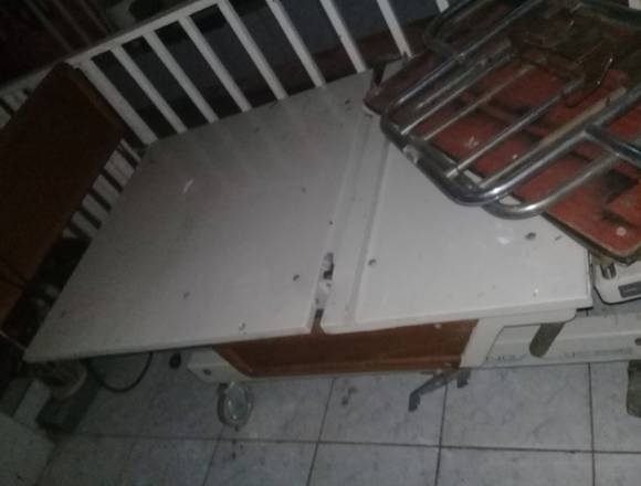 cama pequeña RUEDAS, BARANDAS EXTRAS, RECLINA..... en Ciudad de Guatemala (Municipio)