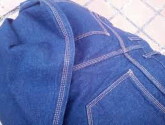 blue jeans de caballero y dama en Valencia (Municipio)
