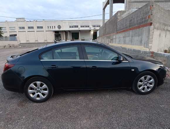 Se vendé Opel insignia excellence en Castellón de la Plana/Castelló de la Plana (Municipio)