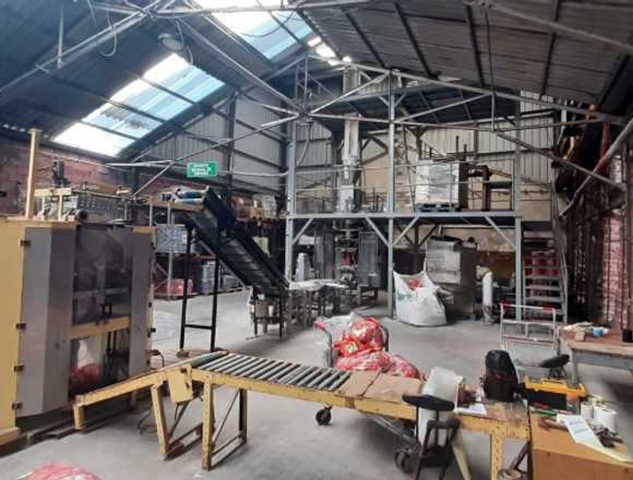 SE VENDE FABRICA COMPLETA DE JABON EN POLVO en Comunidad Naranjitos (Localidad)