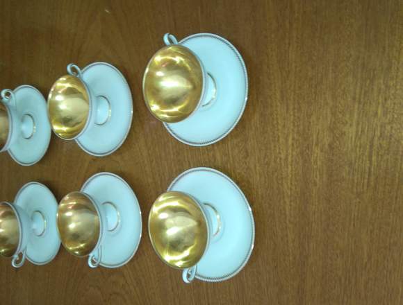 Tazas para cafe, con platos. Porcelana VERBANO en Lago Buenos Aires (Localidad)