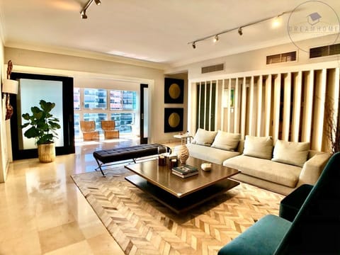 Apartamento en Venta de 305 Metros con Vista en Naco ID 2870 en Santo Domingo Norte (Municipio)