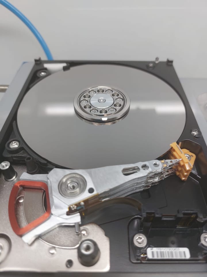 Restauración discos duros,usb,etc.