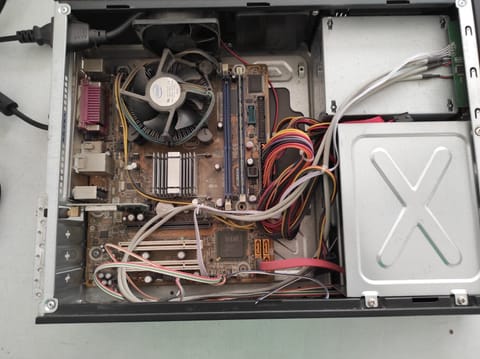 Restauración de computadoras,laptops,etc.