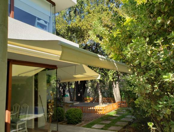Toldos con Brazos Proyectantes Decored
